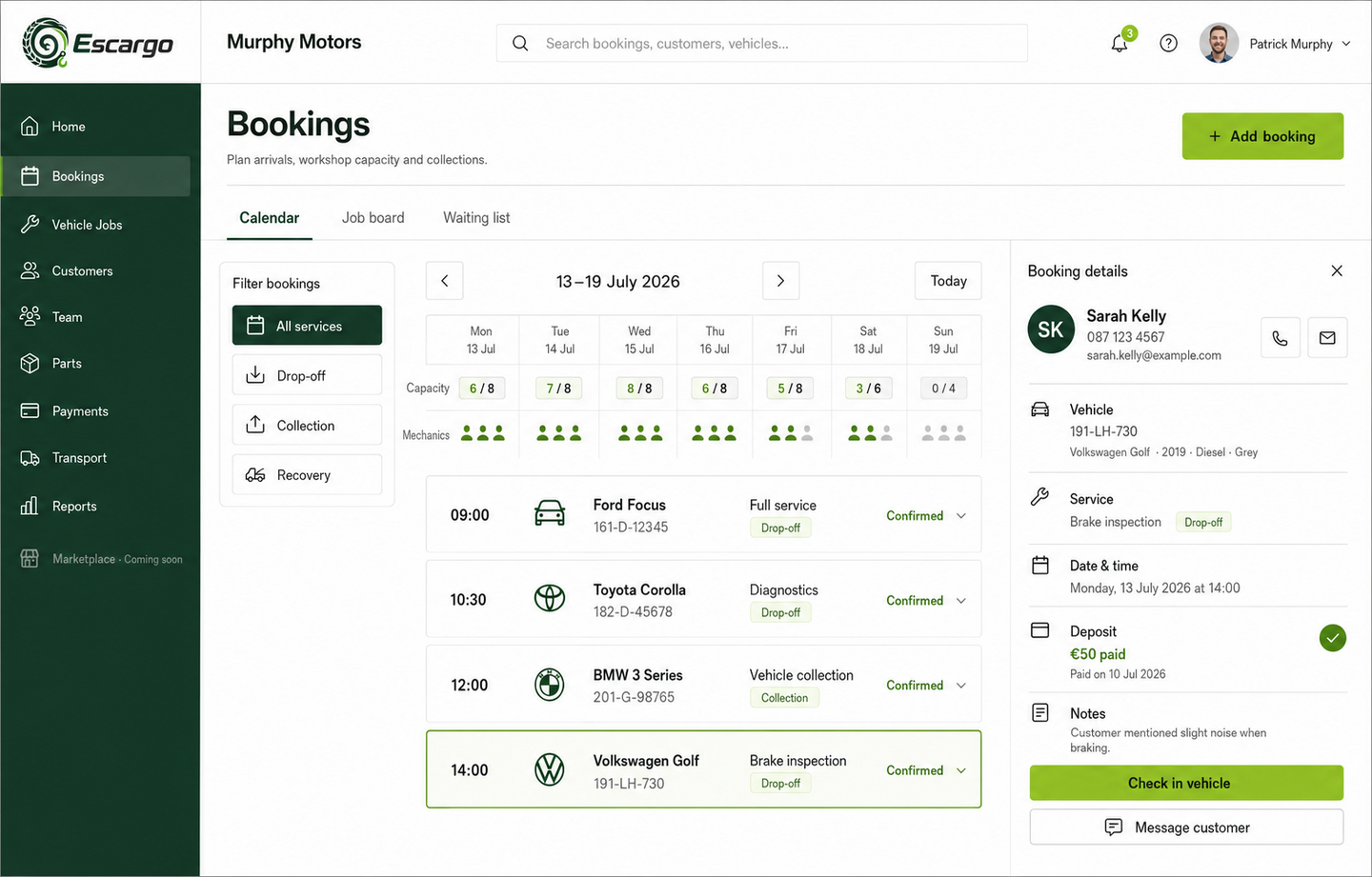 Escargo booking calendar showing workshop capacity, vehicle bookings and deposits.
